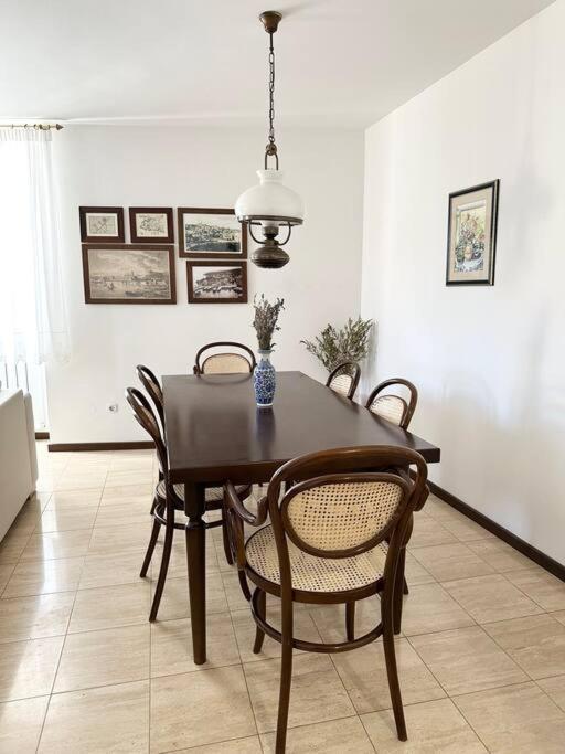 Heritage House Dvor Sutivan Luaran gambar